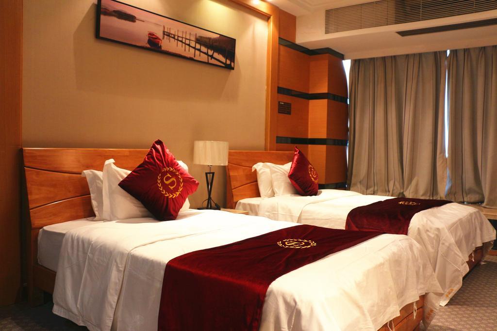 גואנגג'ואו She & He Service Apartment Huifeng מראה חיצוני תמונה