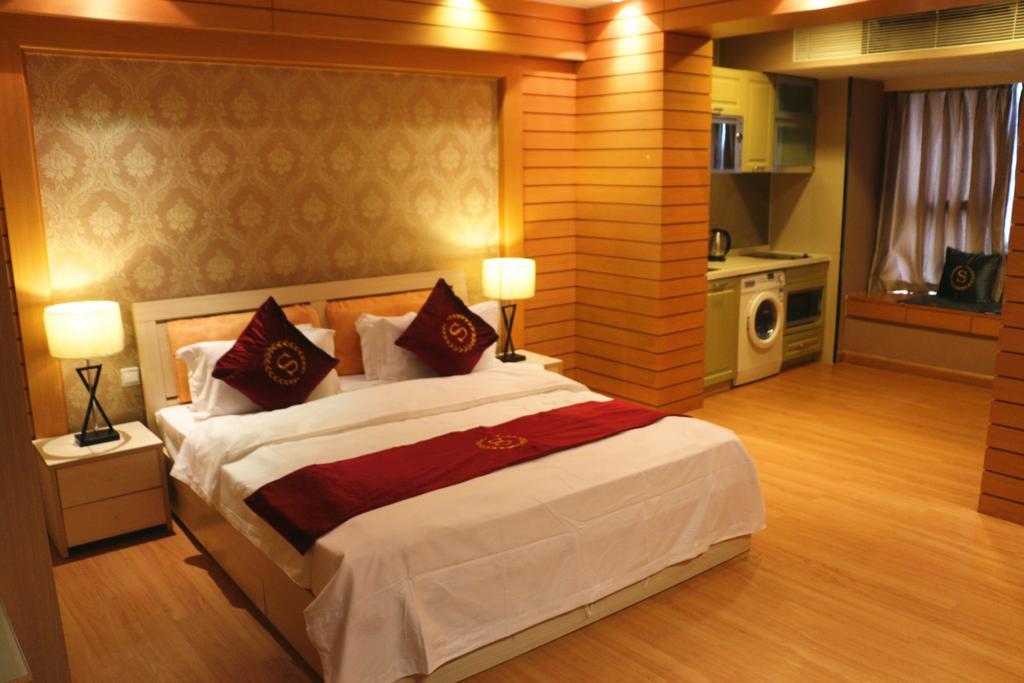 גואנגג'ואו She & He Service Apartment Huifeng מראה חיצוני תמונה