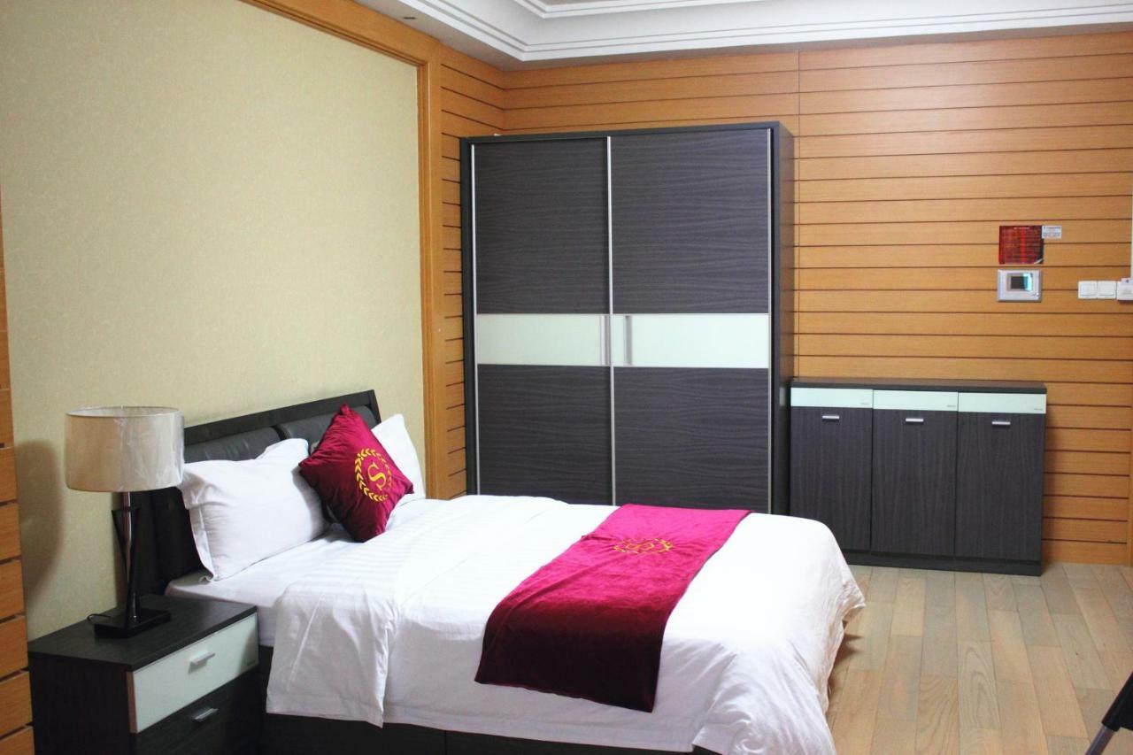 גואנגג'ואו She & He Service Apartment Huifeng מראה חיצוני תמונה