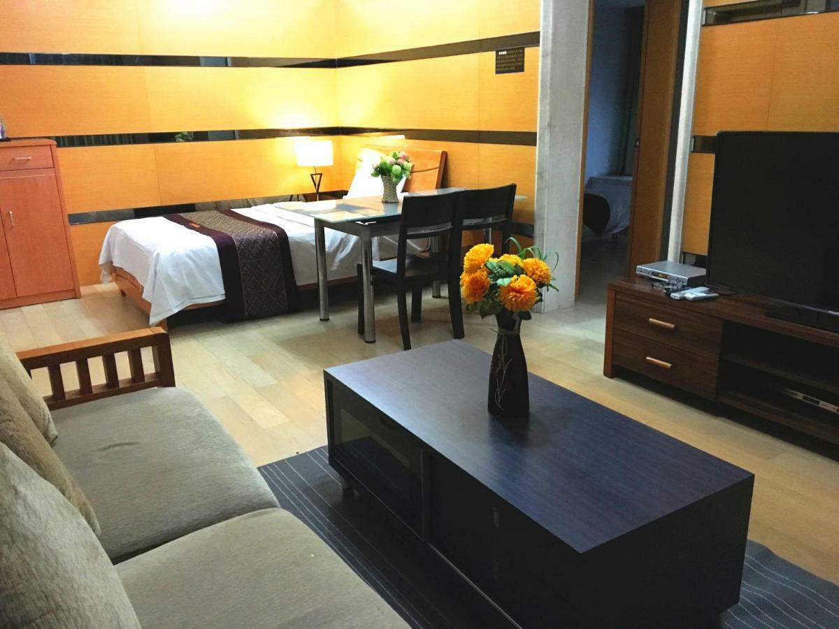 גואנגג'ואו She & He Service Apartment Huifeng מראה חיצוני תמונה